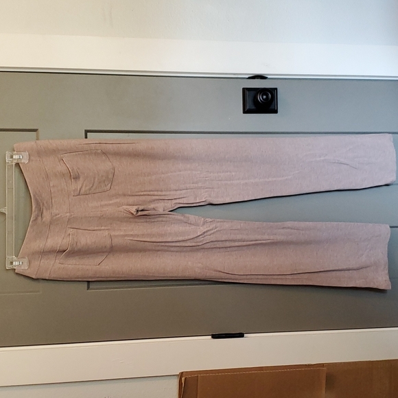 π 2 for $30 π Soma brand ladies lounge wear pants= BENEFITS RESCUE DOGS - Picture 4 of 8